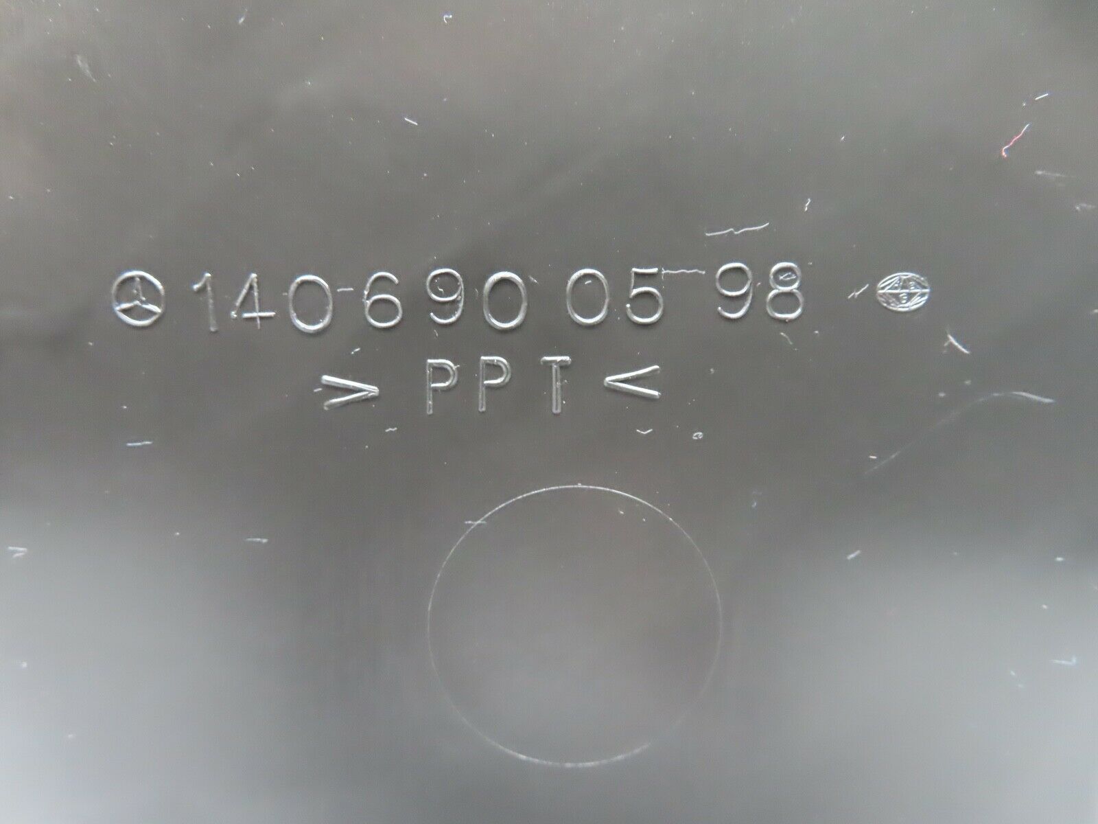 19585 Mercedes-Benz C140 CL420 Coupe Rear Left Window Regulator Access Panel