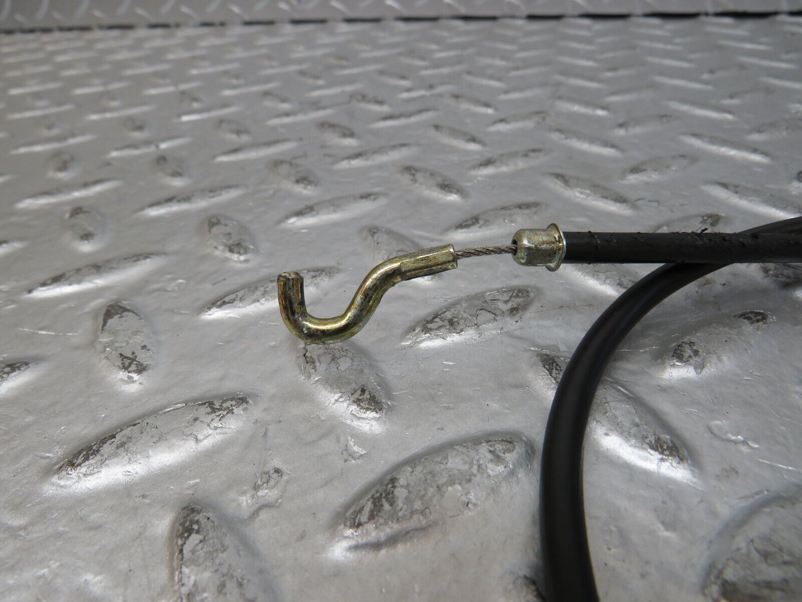 26504 Mercedes-Benz C124 220CE Coupe Door Lock Cable