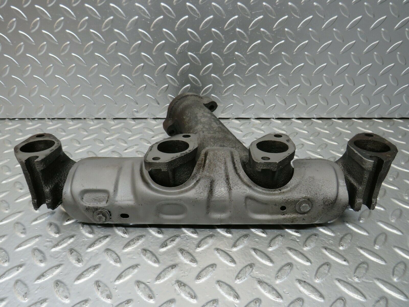 23403 Mercedes-Benz W116 350SE Exhaust Manifold Right Side 1161422201