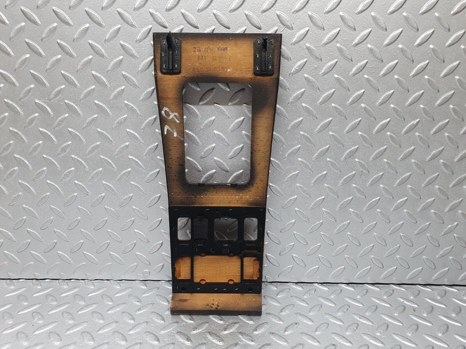 41397 Mercedes-Benz W124 200E Centre Console Wood Panel 1246830700