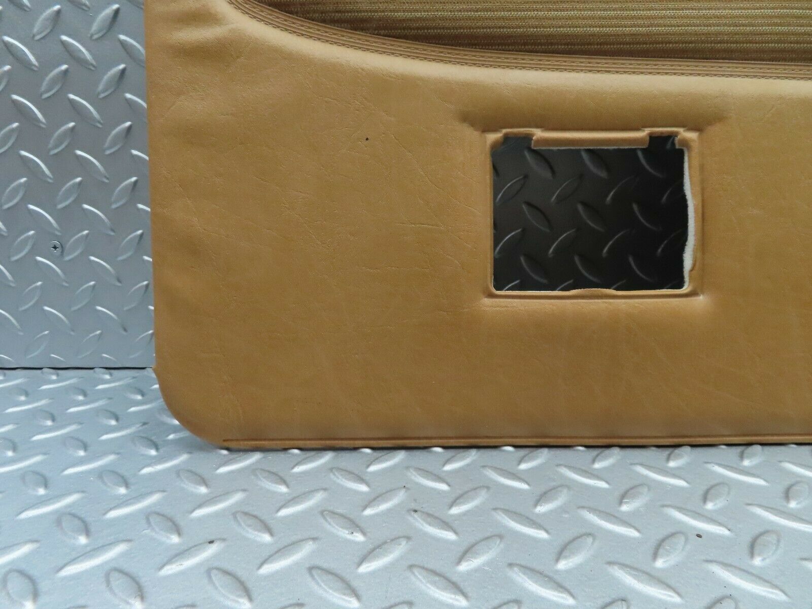 5723 Mercedes-Benz W123 200 Rear Right Door Card