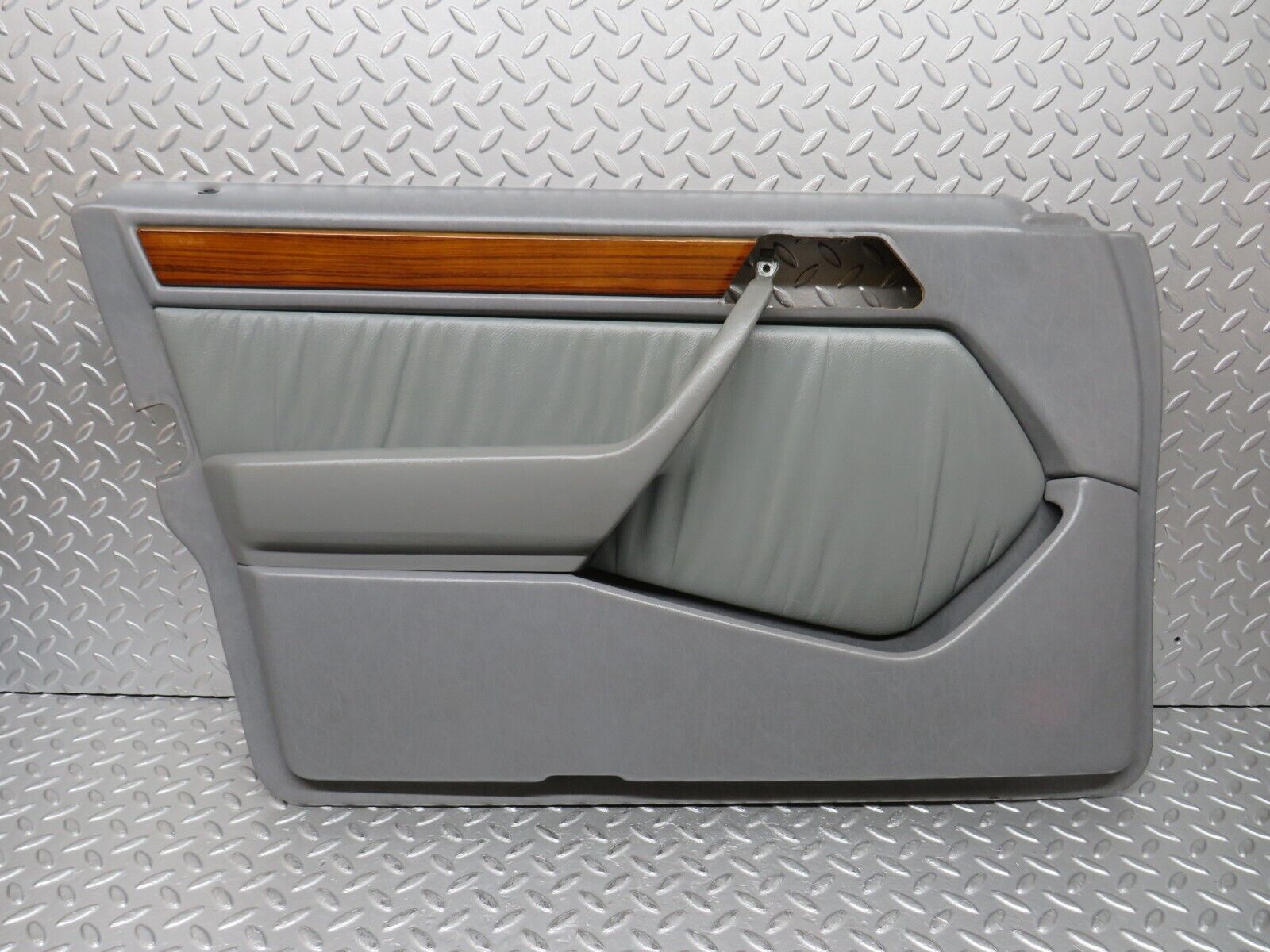 31179 Mercedes-Benz S124 220TE Wagon Front Left Door Card Grey