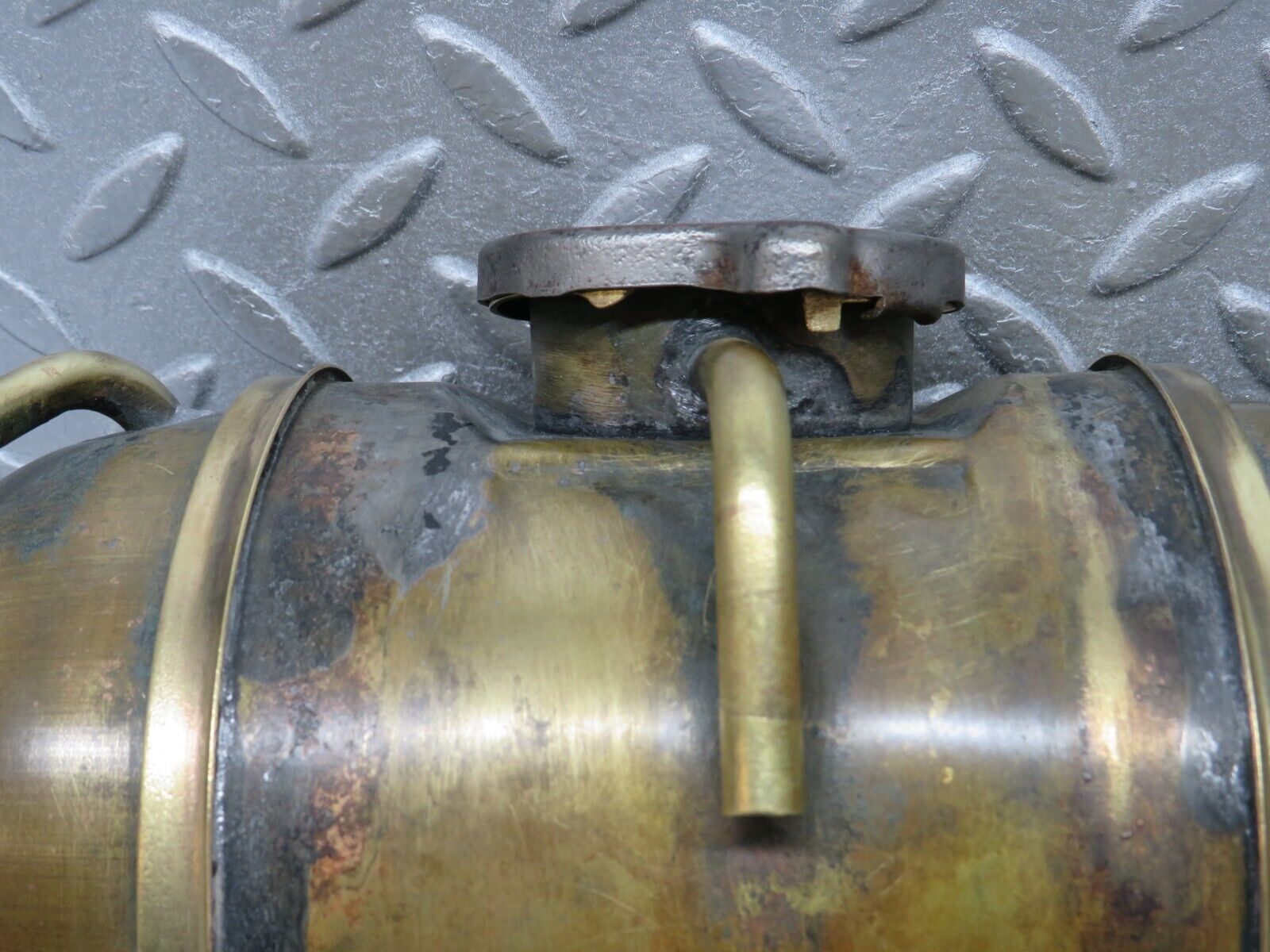 40231 Mercedes-Benz W110 230 Coolant Reservoir Tank 1105000049