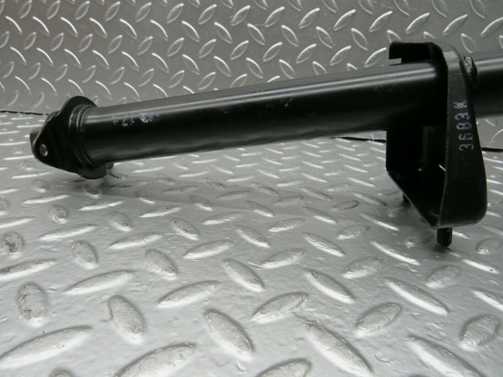 24085 Mercedes-Benz W123 280E Steering Column Shaft