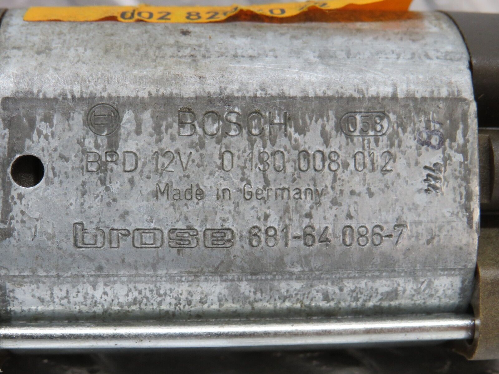 37065 Mercedes-Benz C126 420SEC Coupe Front Left Seat Adjustment Motor Brose