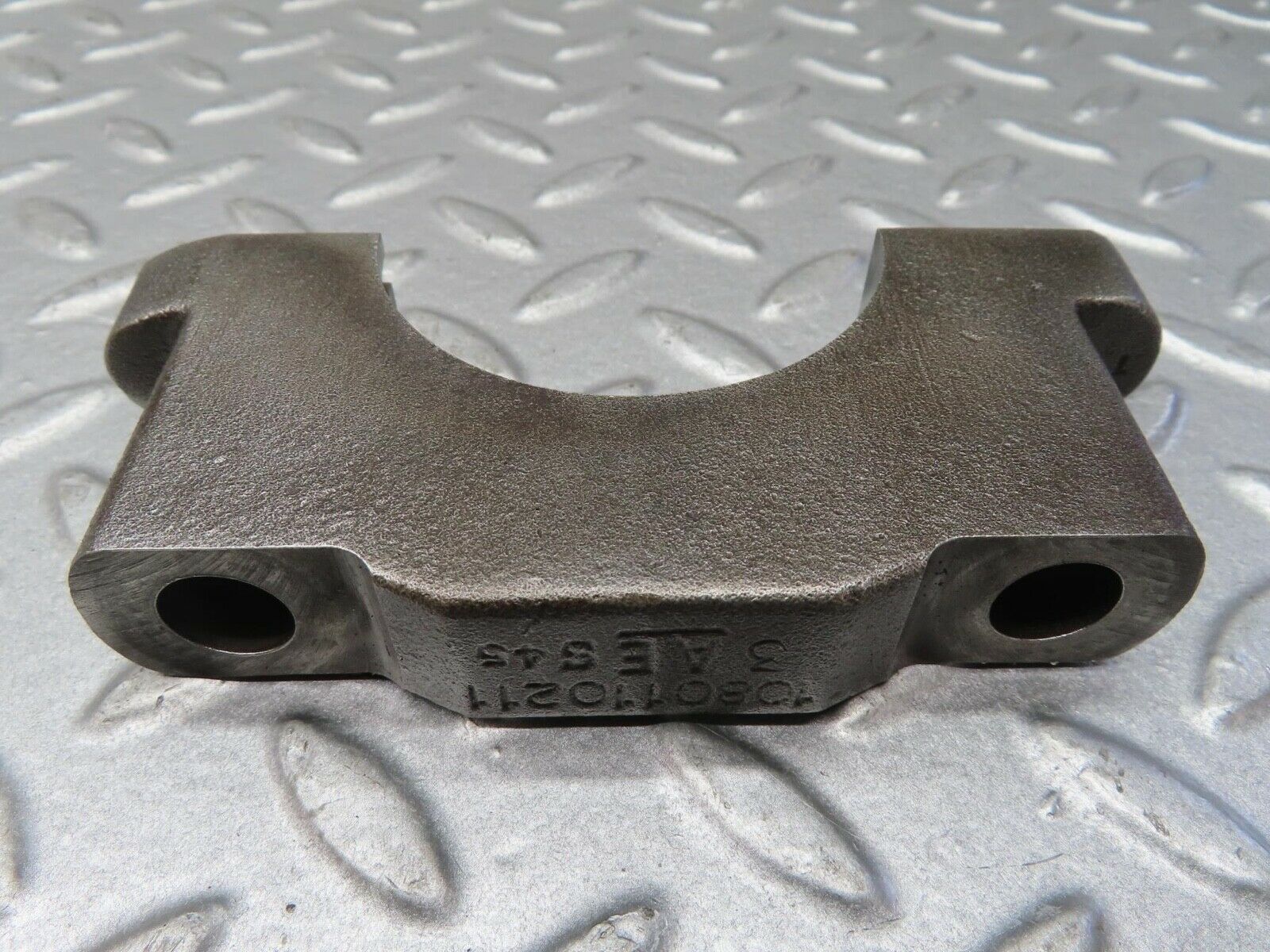 13383 Mercedes-Benz W111 230S Crankshaft Bearing Holder Block 1080110211