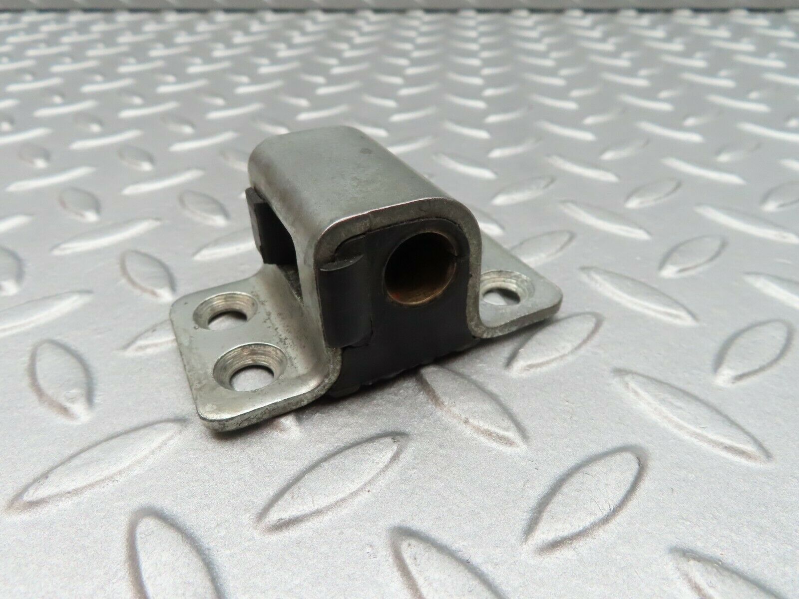 3724 Mercedes-Benz S123 200T Wagon Door Lock Latch Left Side