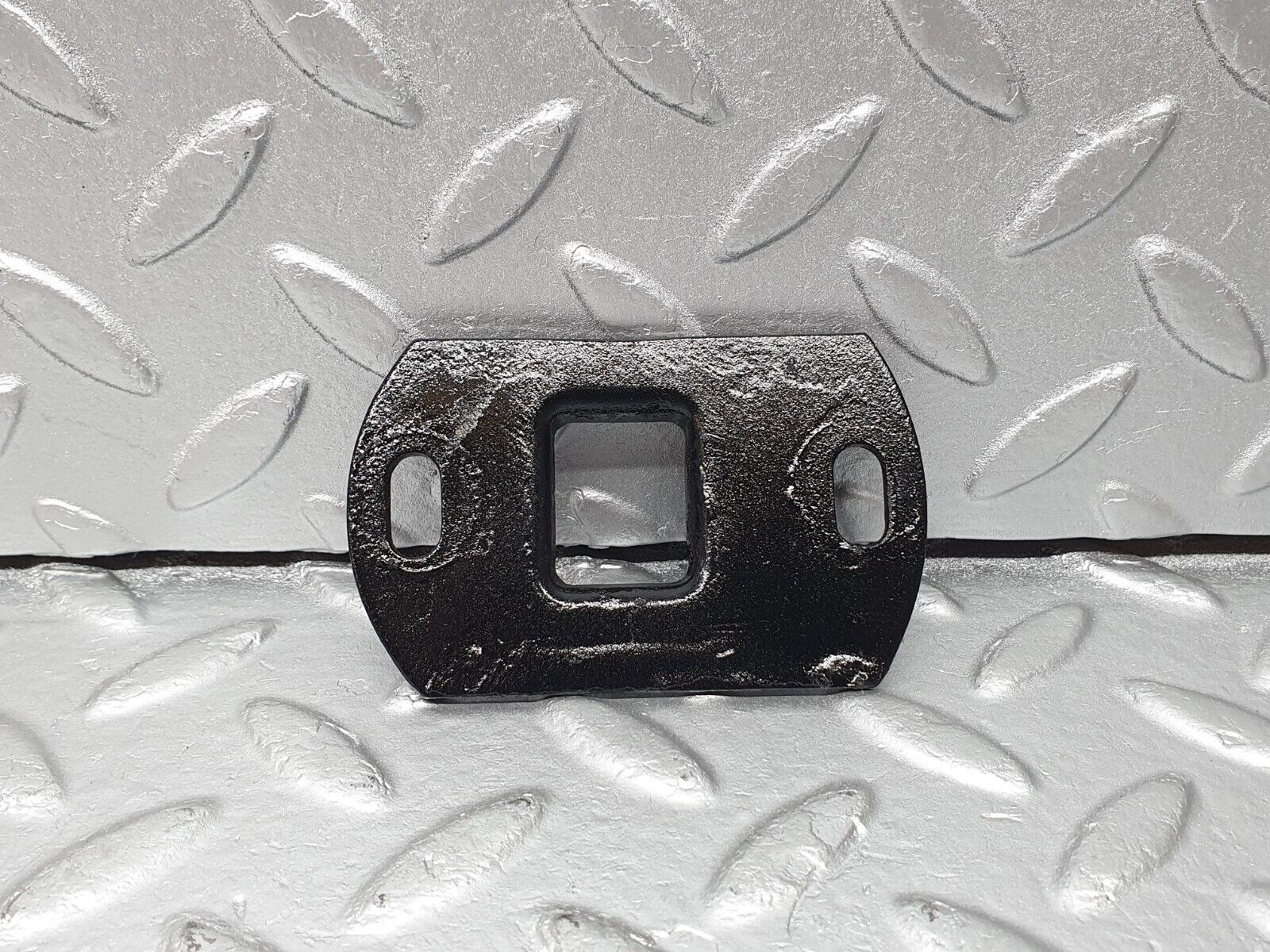 40774 Mercedes-Benz W111 220S Bonnet Lock Latch