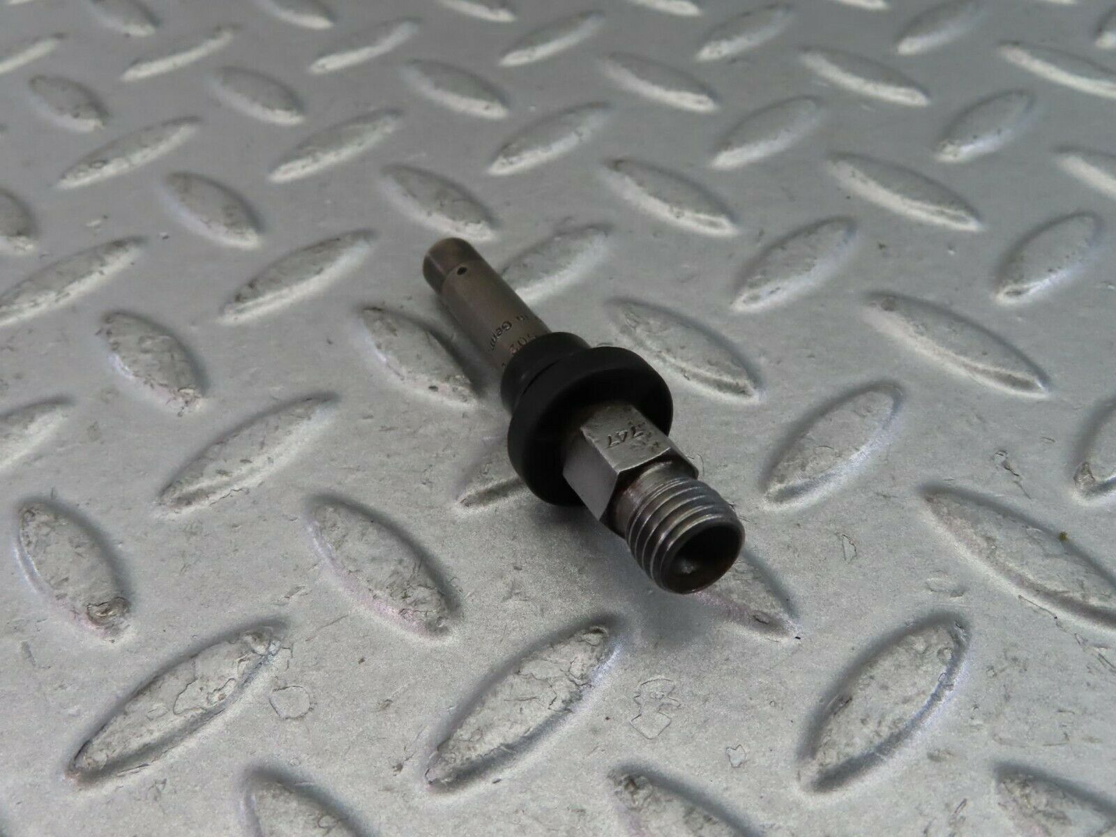 9460 Mercedes-Benz C124 300CE Coupe Fuel Injector Bosch 0437502010