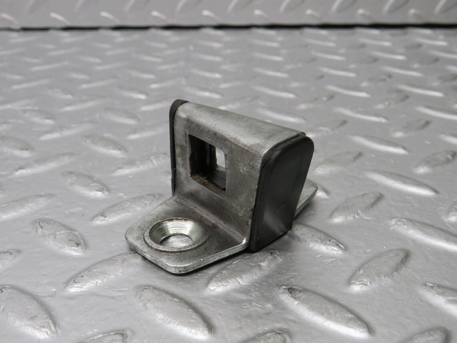 38422 Mercedes-Benz R129 280SL Coupe Door Lock Latch