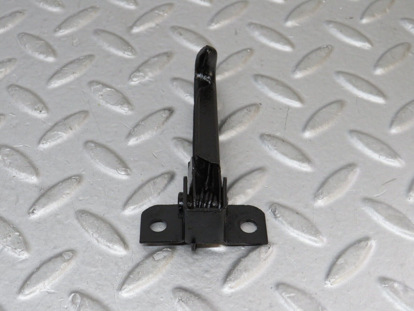 35938 Mercedes-Benz W108 Bonnet Safety Latch