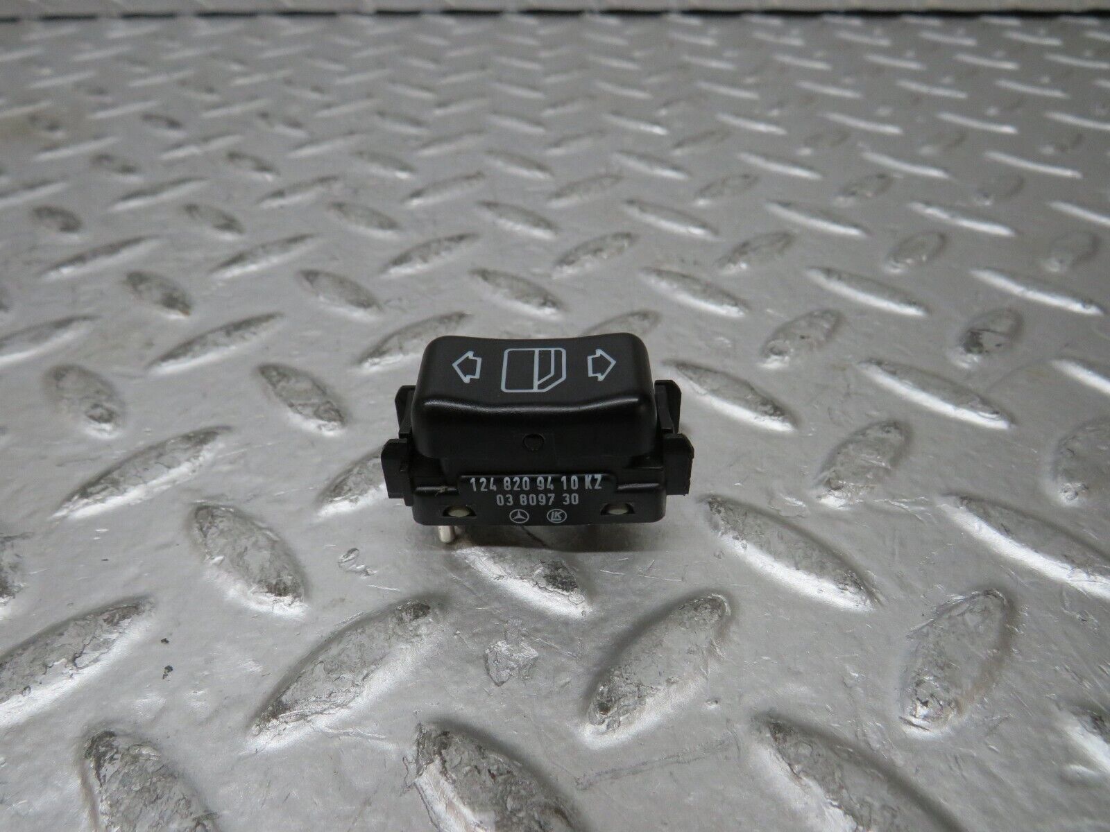 27564 Mercedes-Benz S124 300TE Electric Window Switch Right Side 1248209410