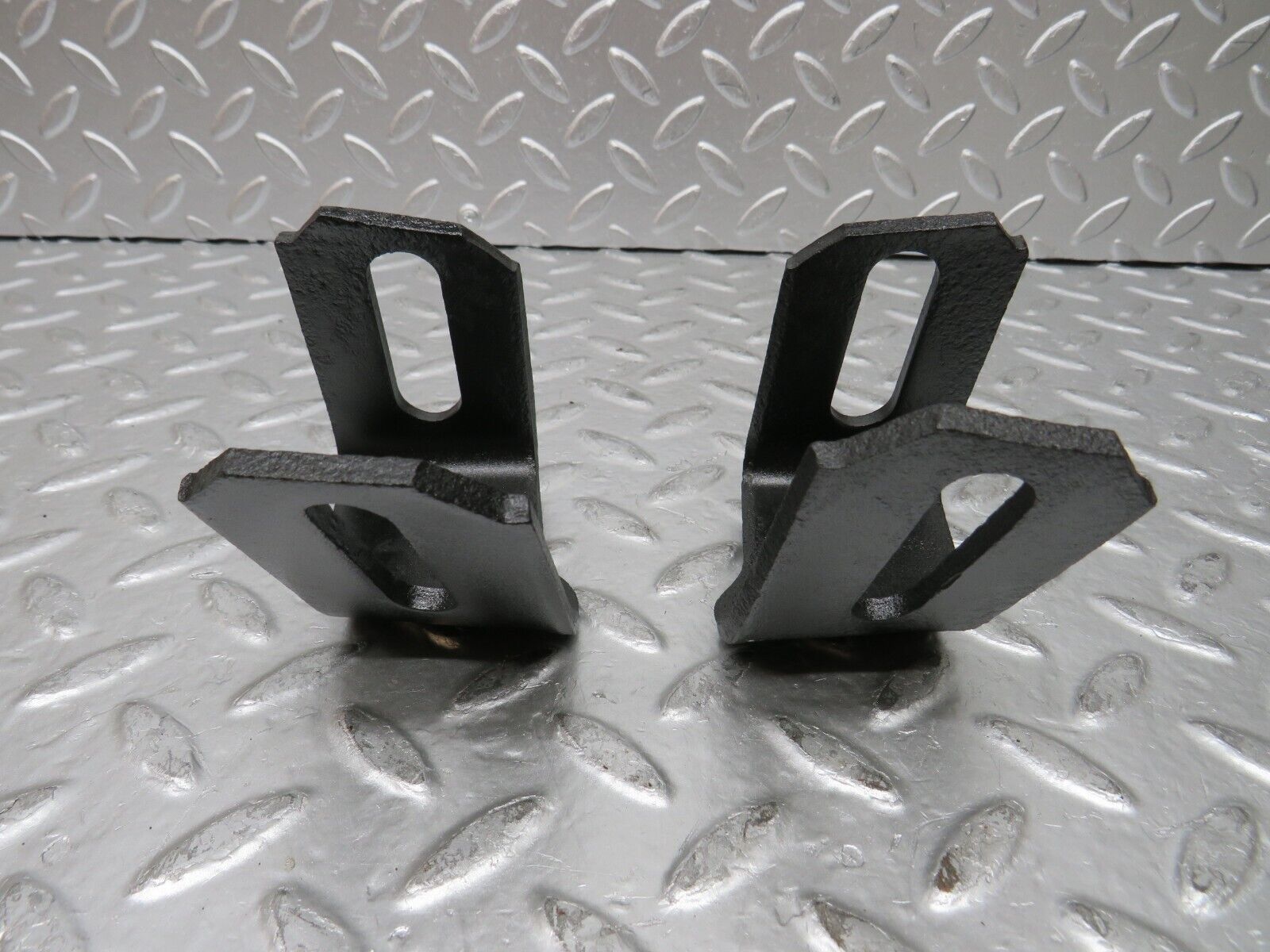 26754 Mercedes-Benz W116 450SE Front Bumper Holder Bracket Pair