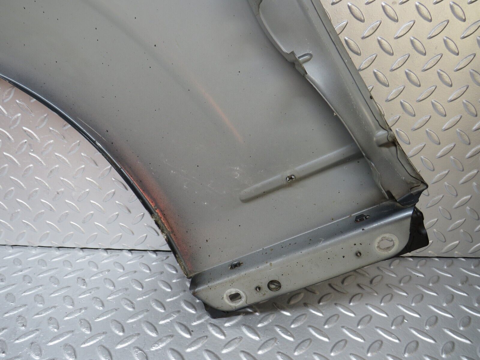 35093 Mercedes-Benz W221 Front Right Aluminium Wing Fender