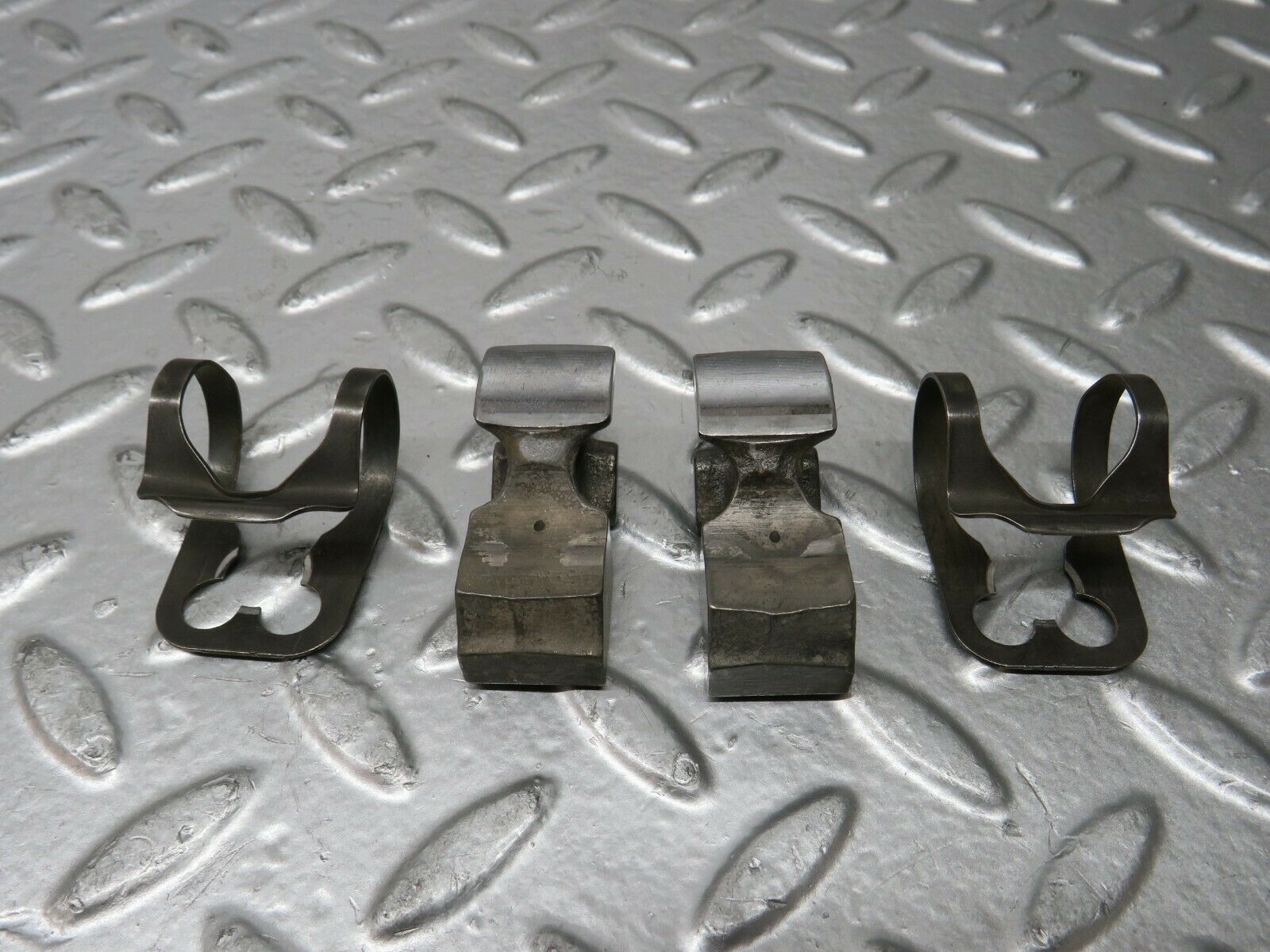 23574 Mercedes-Benz W114 280E Valve Rocker Arm With Retaining Spring