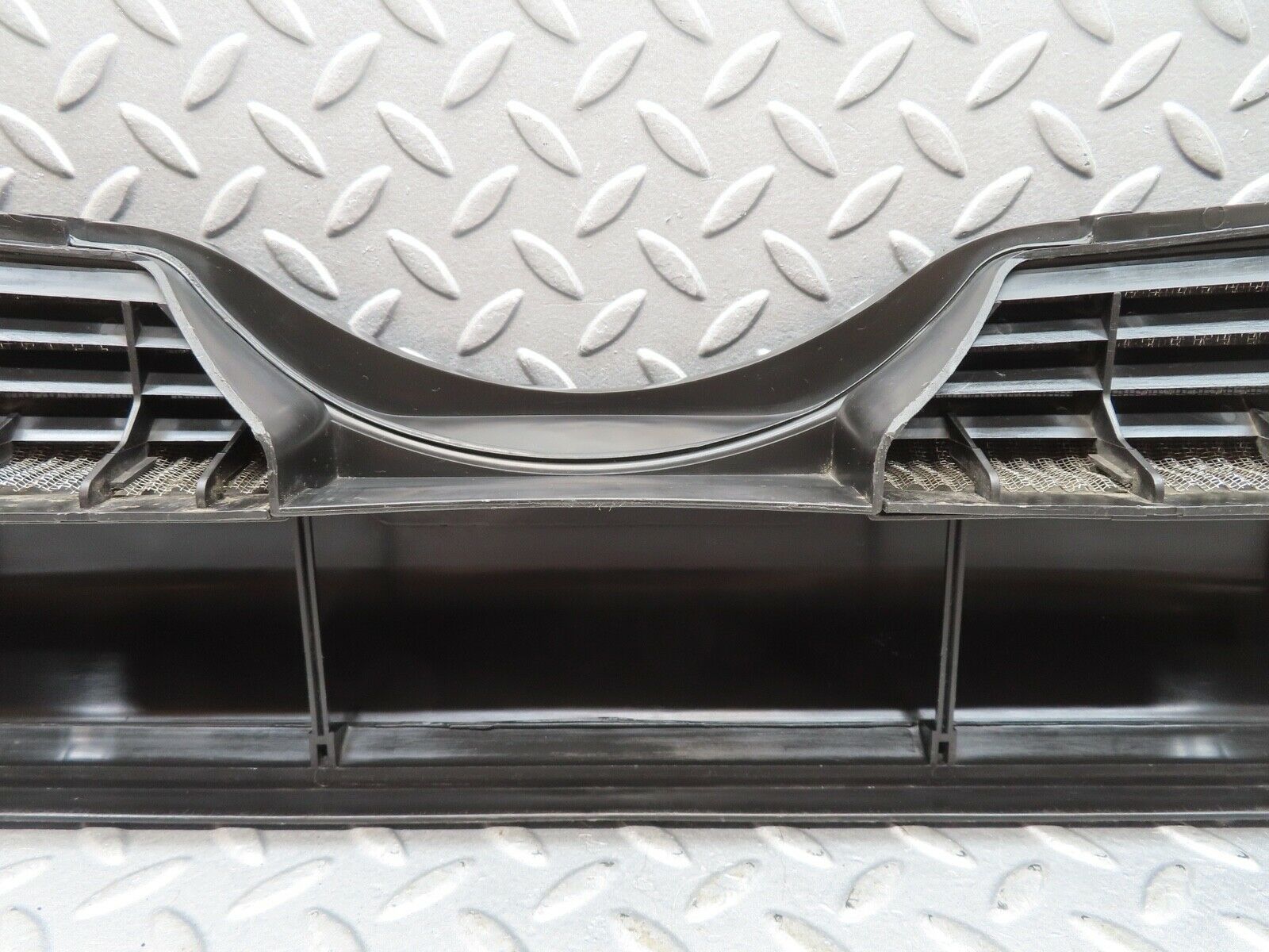 17105 Mercedes-Benz R129 300SL Coupe Cabin Filter Housing 1298300053