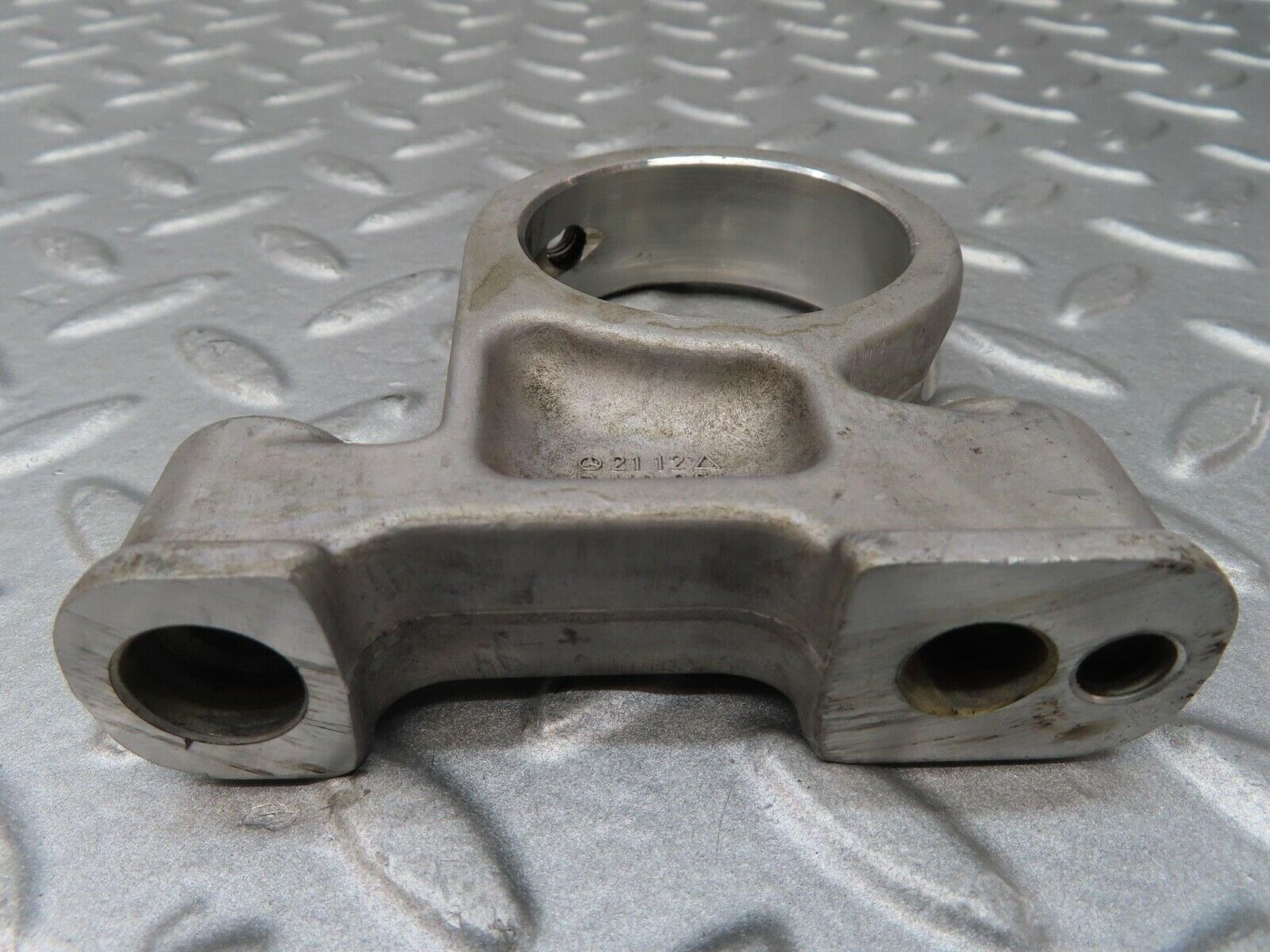 16552 Mercedes-Benz C107 350SLC Coupe Camshaft Tower Bearing 1160512112