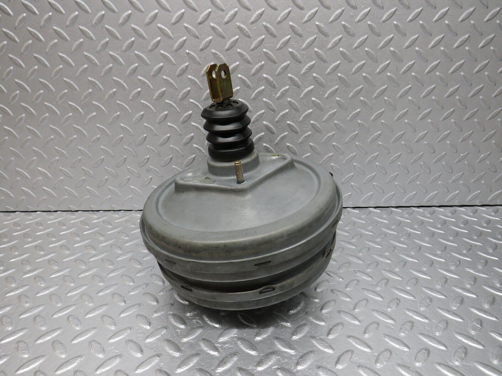 39364 Mercedes-Benz R129 320SL Coupe Brake Booster Lucas 0044302730