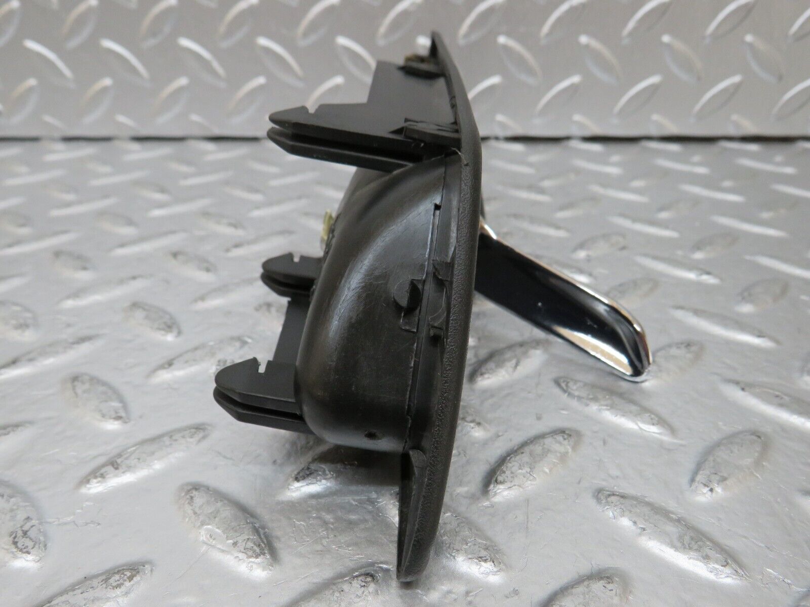 25910 Mercedes-Benz W124 280E Interior Door Handle Rear Right 1247600261