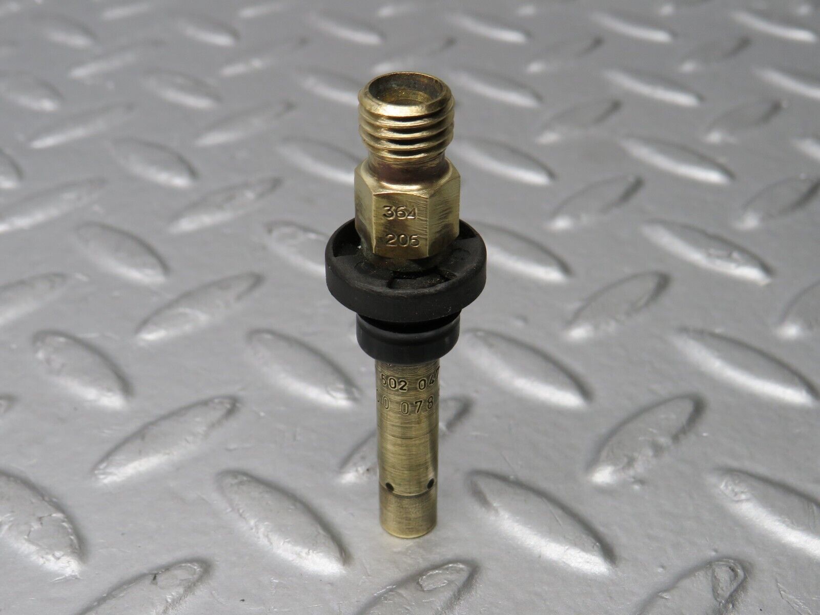 38903 Mercedes-Benz W201 190E 2.6L Fuel Injector Bosch 0000785623 0437502047