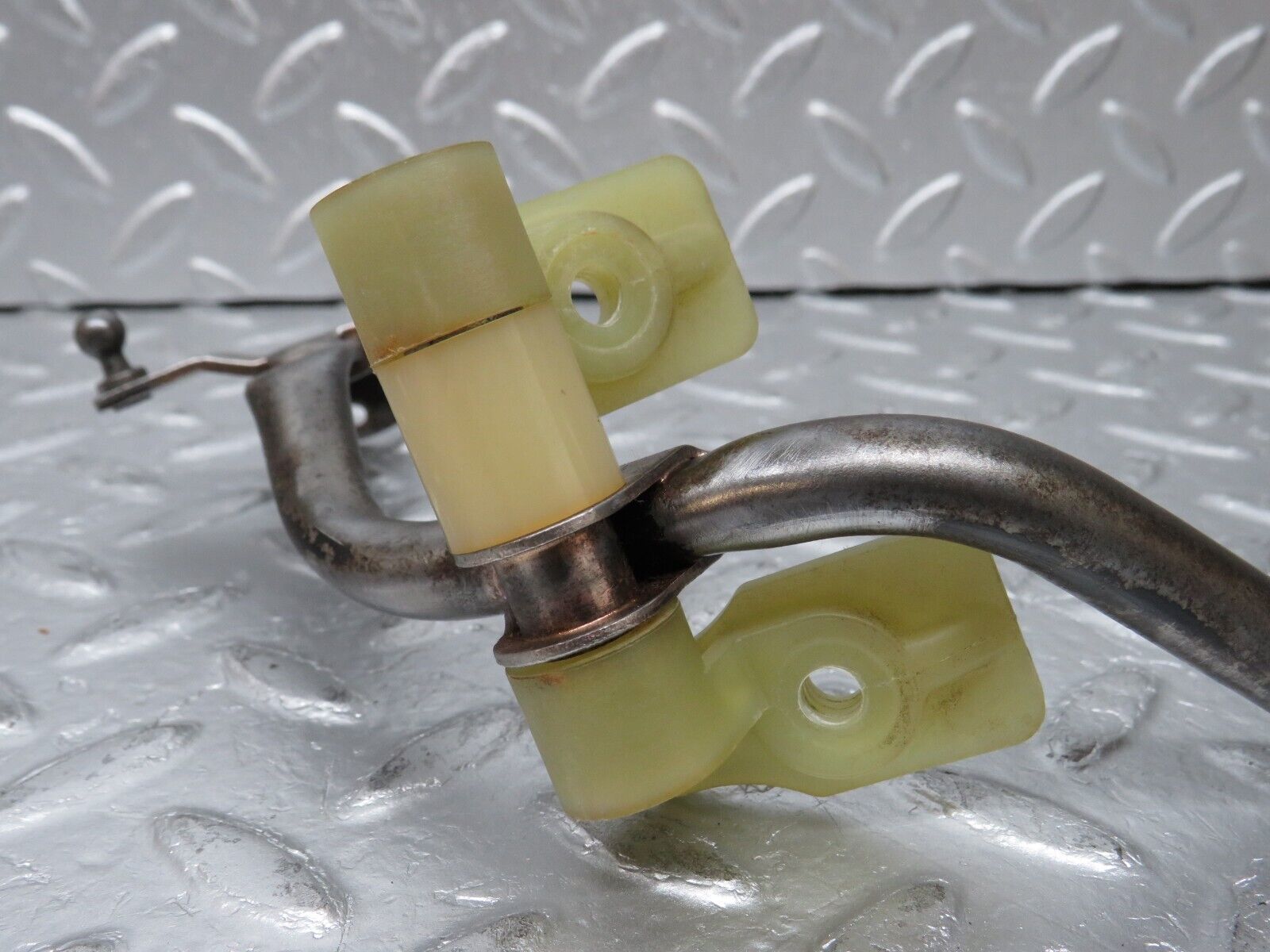 34360 Mercedes-Benz C126 380SEC Coupe Accelerator Pedal Linkage