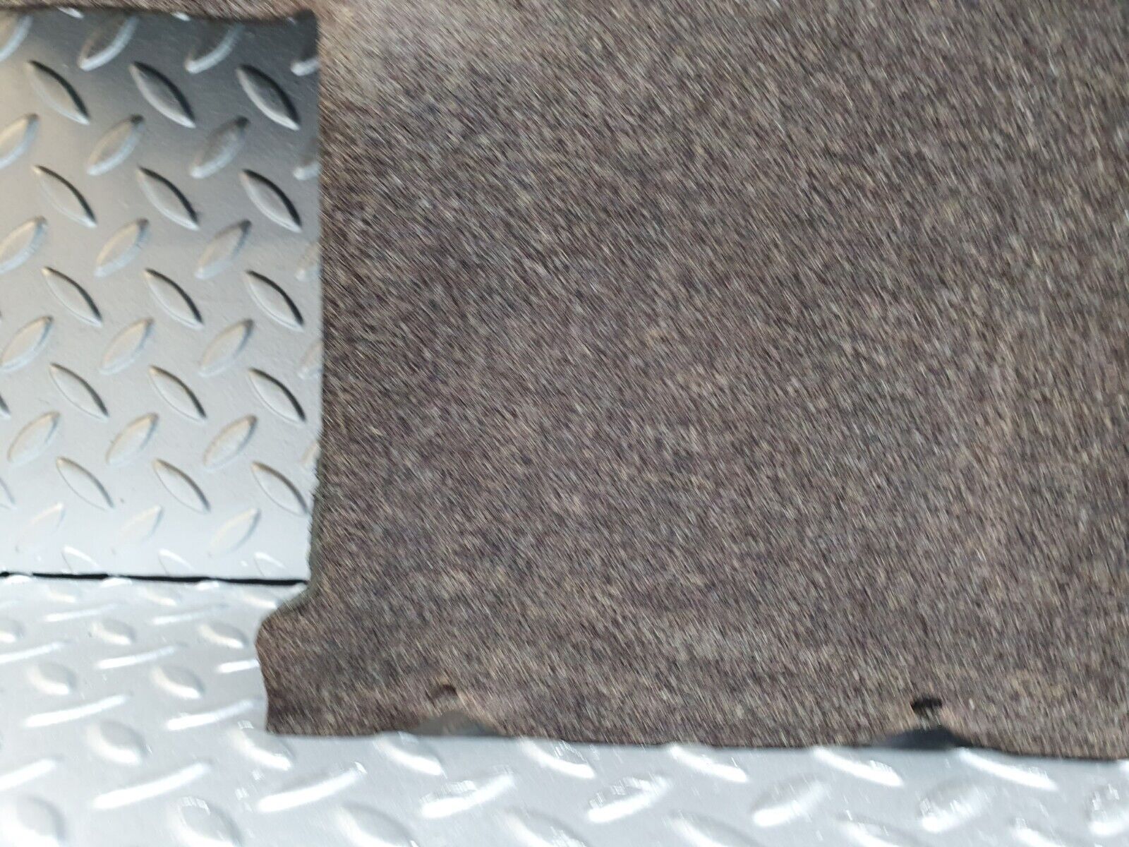 41048 Mercedes-Benz W126 300SE Boot Rear Carpet Cover Brown