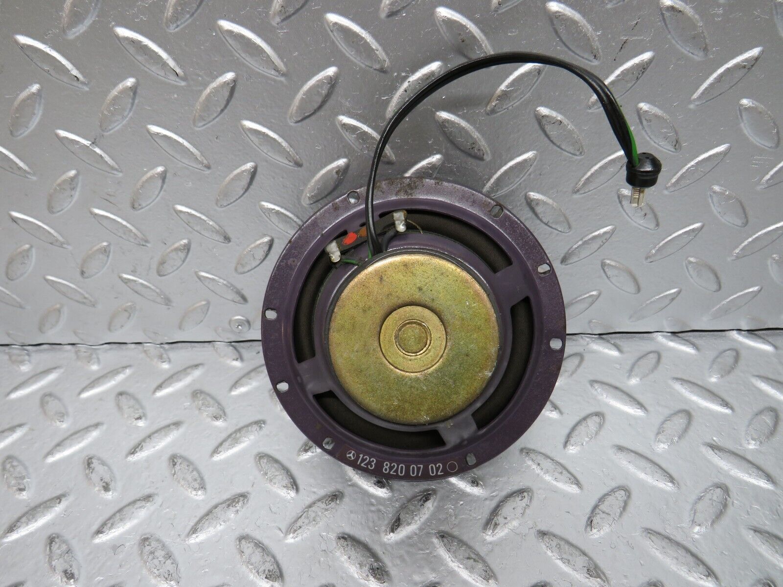 29726 Mercedes-Benz W123 230E Parcel Shelf Speaker 1238200702