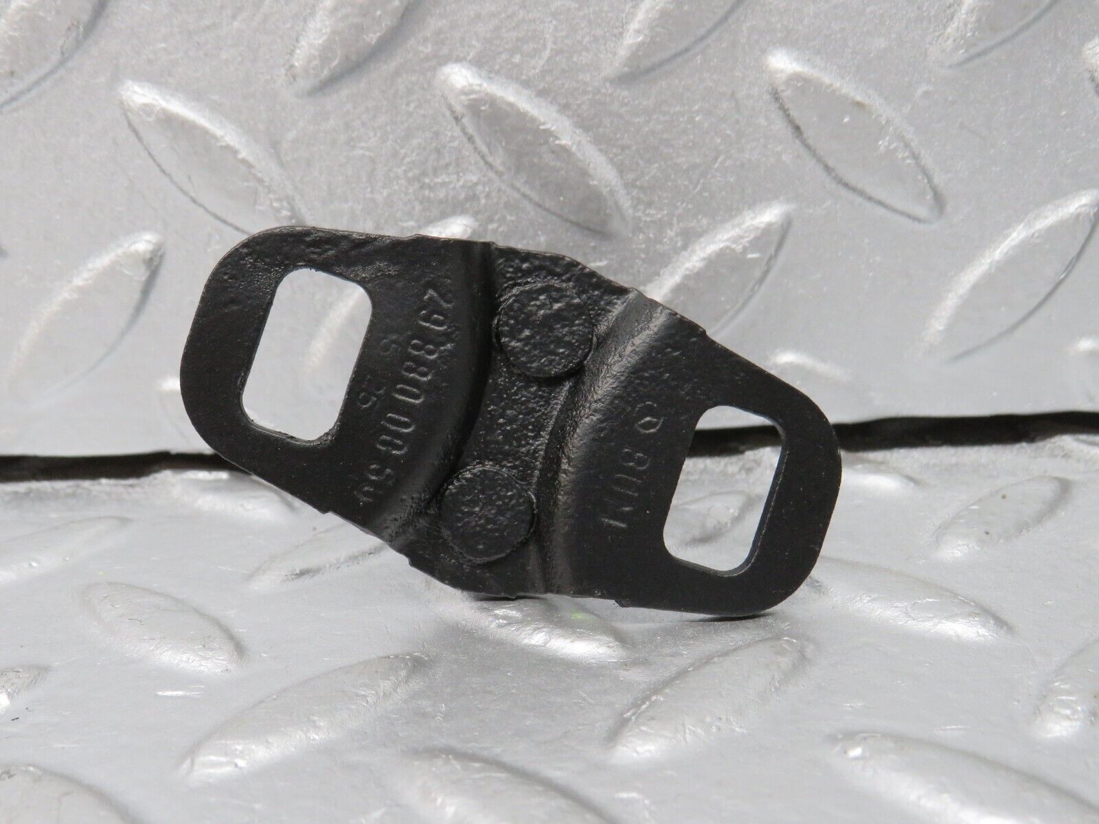 39708 Mercedes-Benz R129 320SL Coupe Bonnet Lock Catch Pair 1298800060