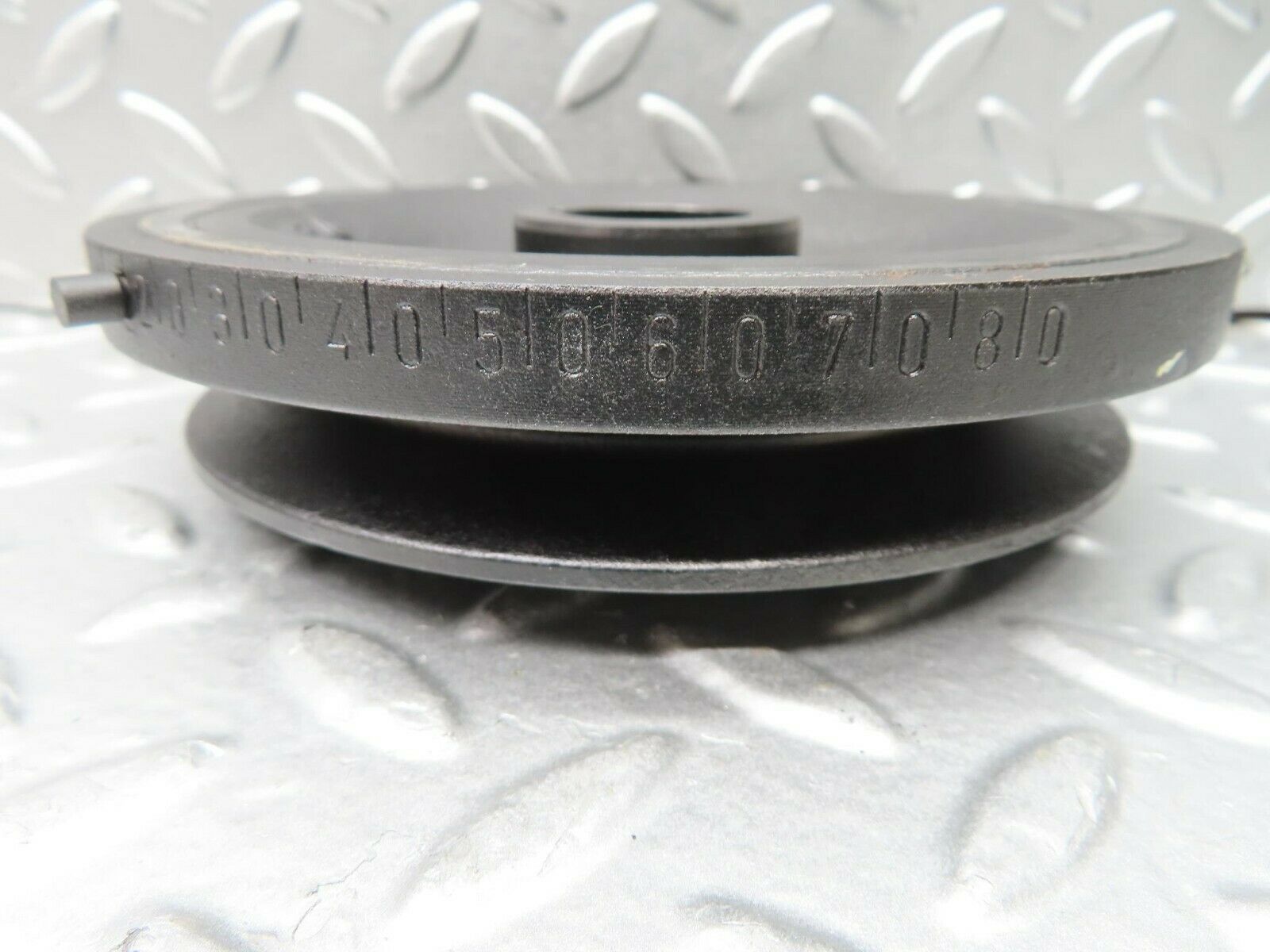 15267 Mercedes-Benz W123 230E Crankshaft Vibration Damper Pulley 1020300503