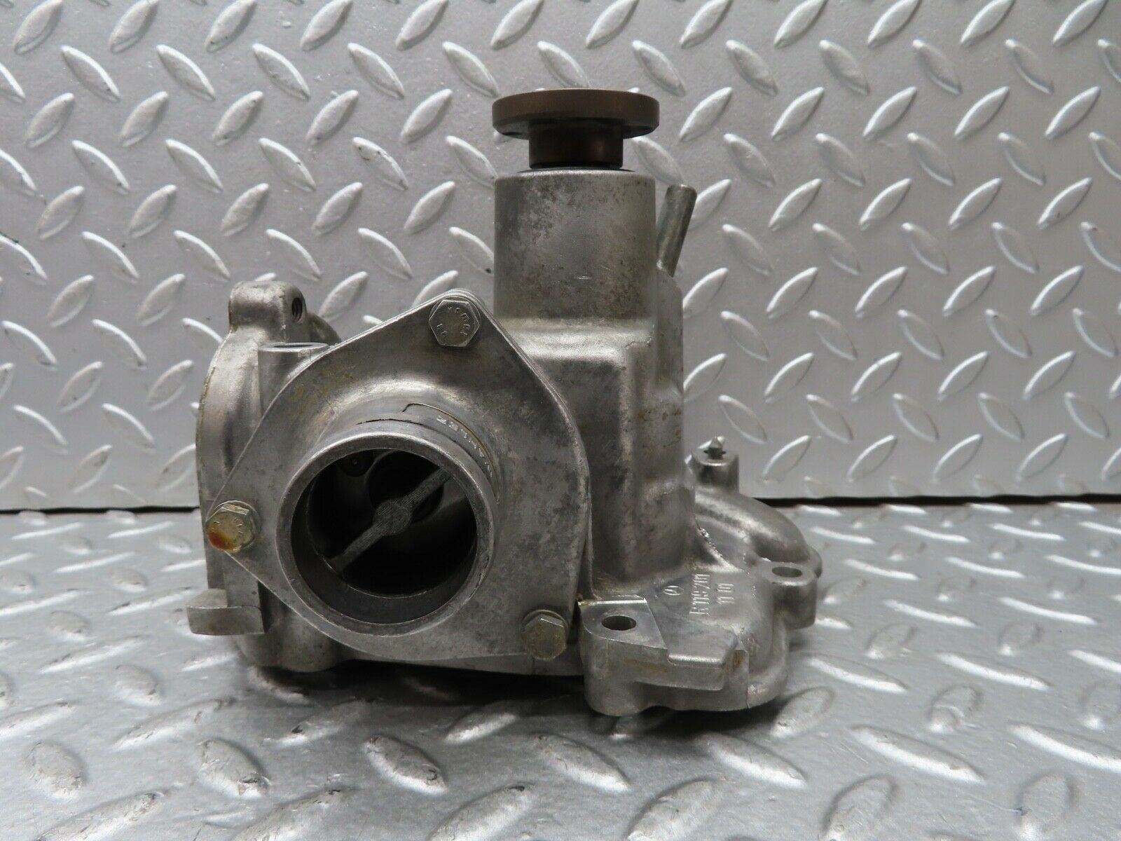 19536 Mercedes-Benz C140 CL420 Coupe Water Pump 1192011101