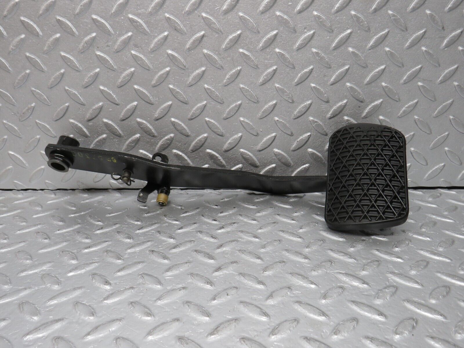 38408 Mercedes-Benz R129 280SL Coupe Brake Pedal With Rubber 1232910082