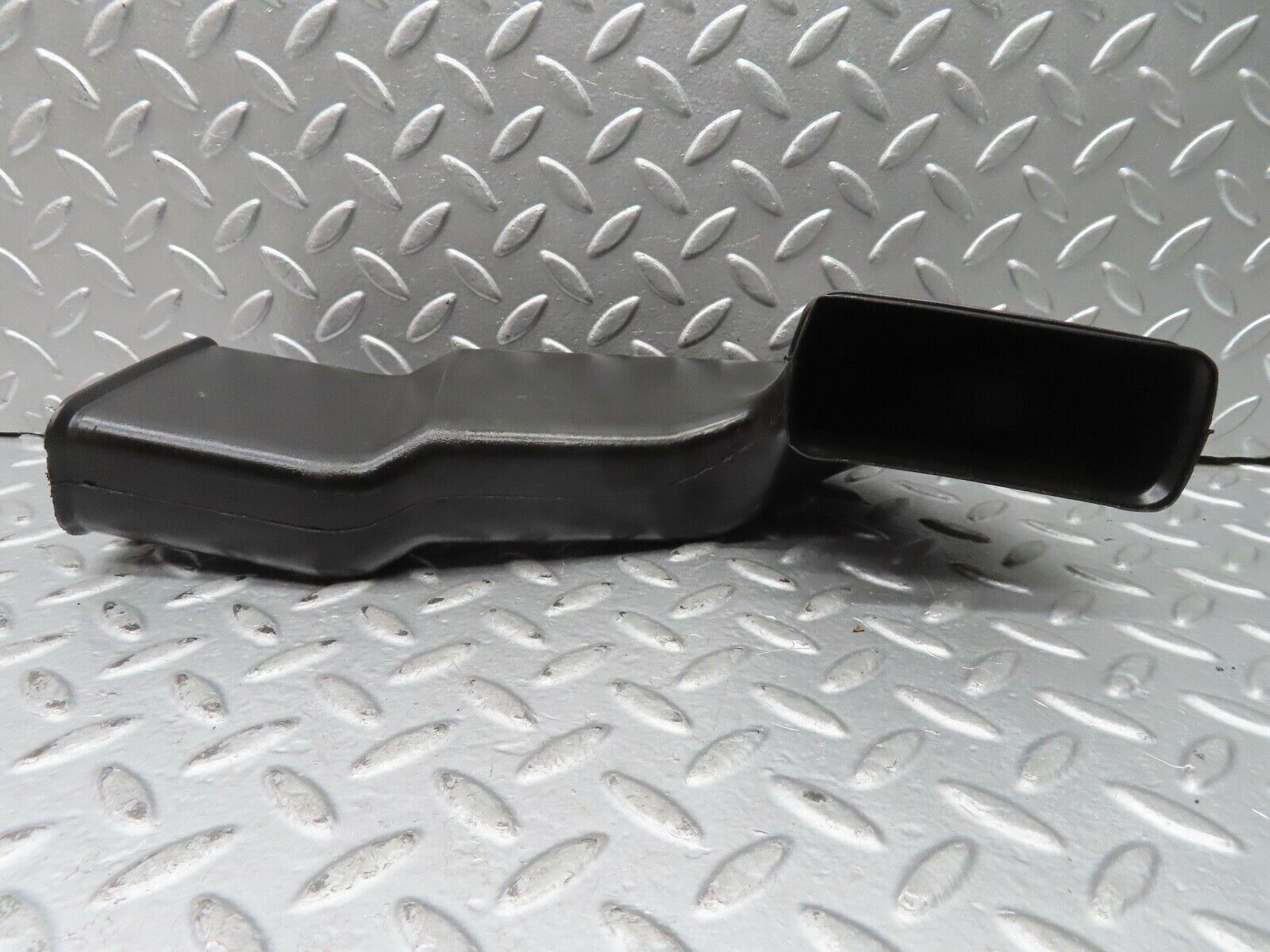 21711 Mercedes-Benz W126 300SE Dashboard Air Duct Right Side 1268312546