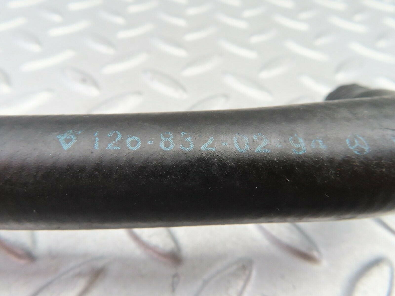 6178 Mercedes-Benz W126 380SE Heater Hose 1268320294