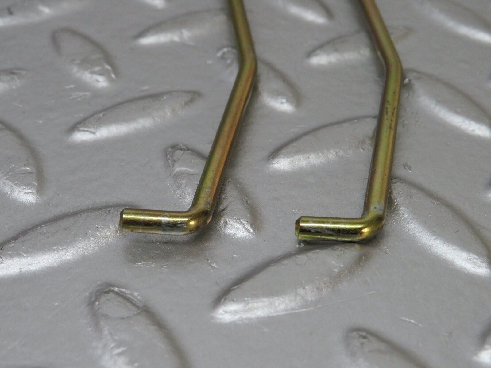 33899 Mercedes-Benz W124 260E Front Door Lock Knob Pair