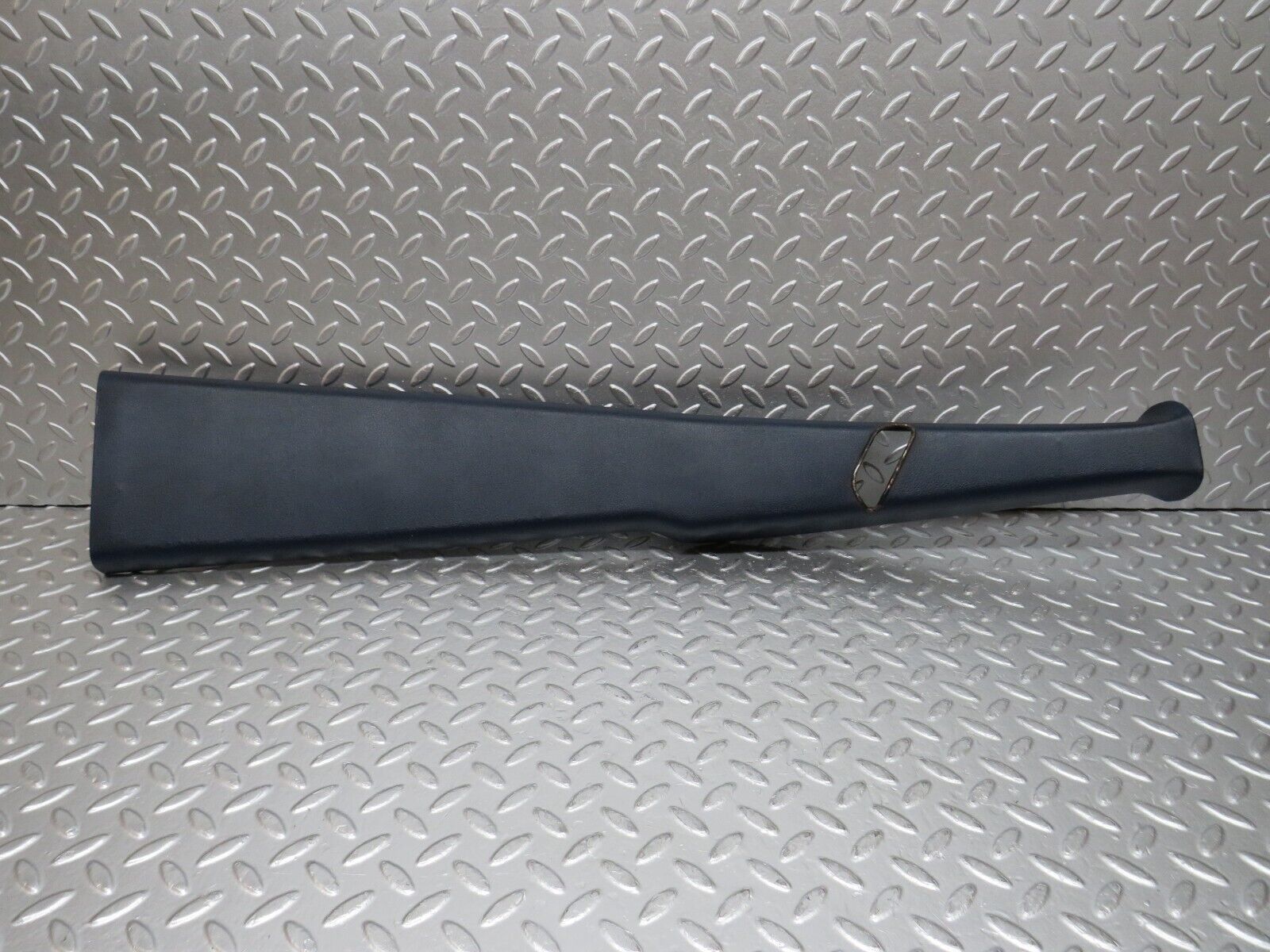 31048 Mercedes-Benz W123 200D B Pillar Cover Right Side Blue