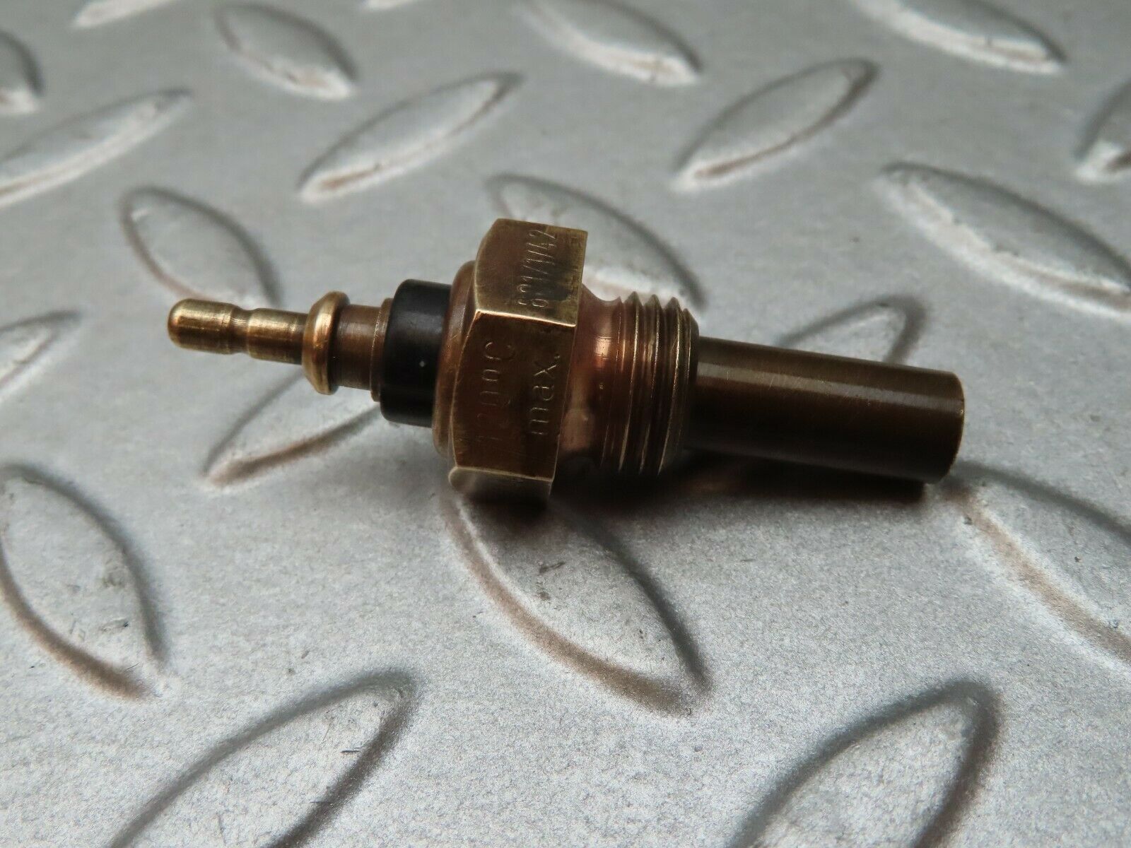 4707 Mercedes-Benz W114 280CE Coupe Coolant Temperature Sensor