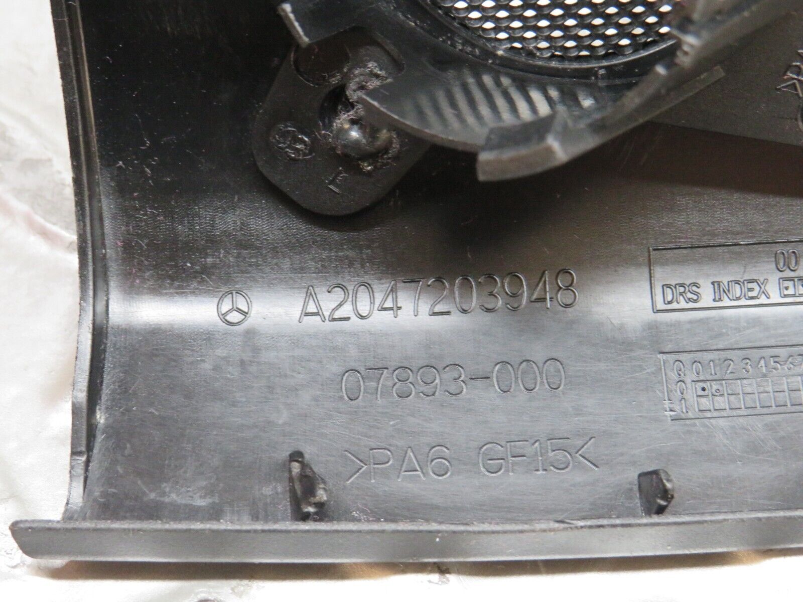 29092 Mercedes-Benz C124 320CE Coupe Front Left Door Speaker Cover 2047203948