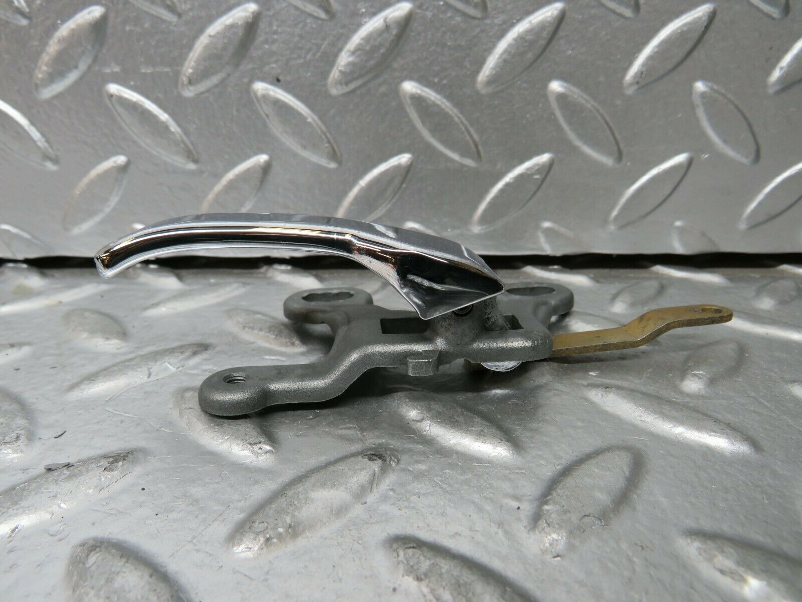 23451 Mercedes-Benz W114 280E Front Left Interior Door Handle 1107660319