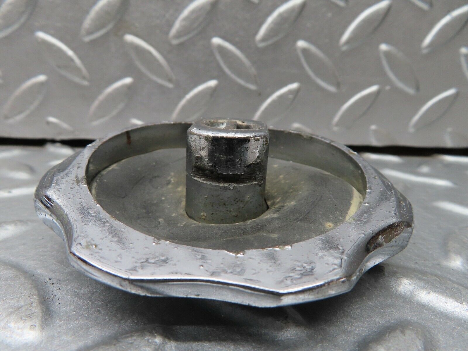 18646 Mercedes-Benz W120 W121 Ponton Front Emblem Badge Base Holder