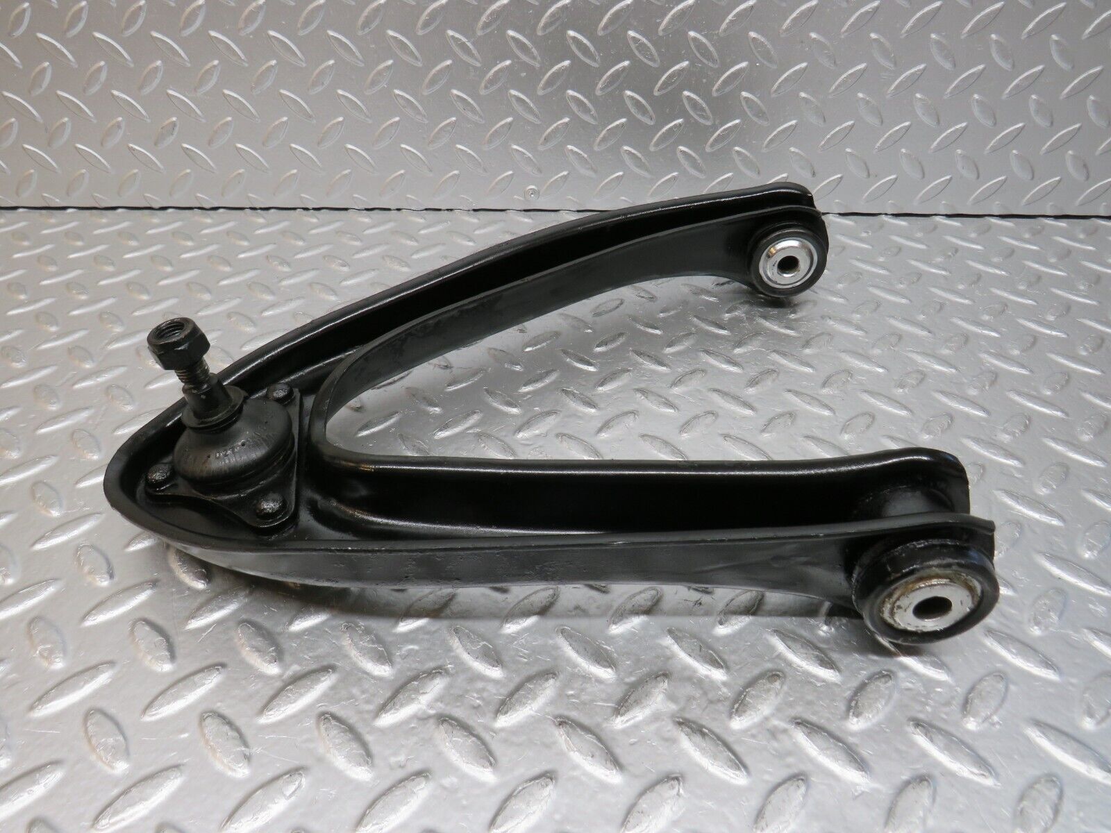 0812 Mercedes-Benz C107 350SLC Coupe Upper Control Arm Front Right