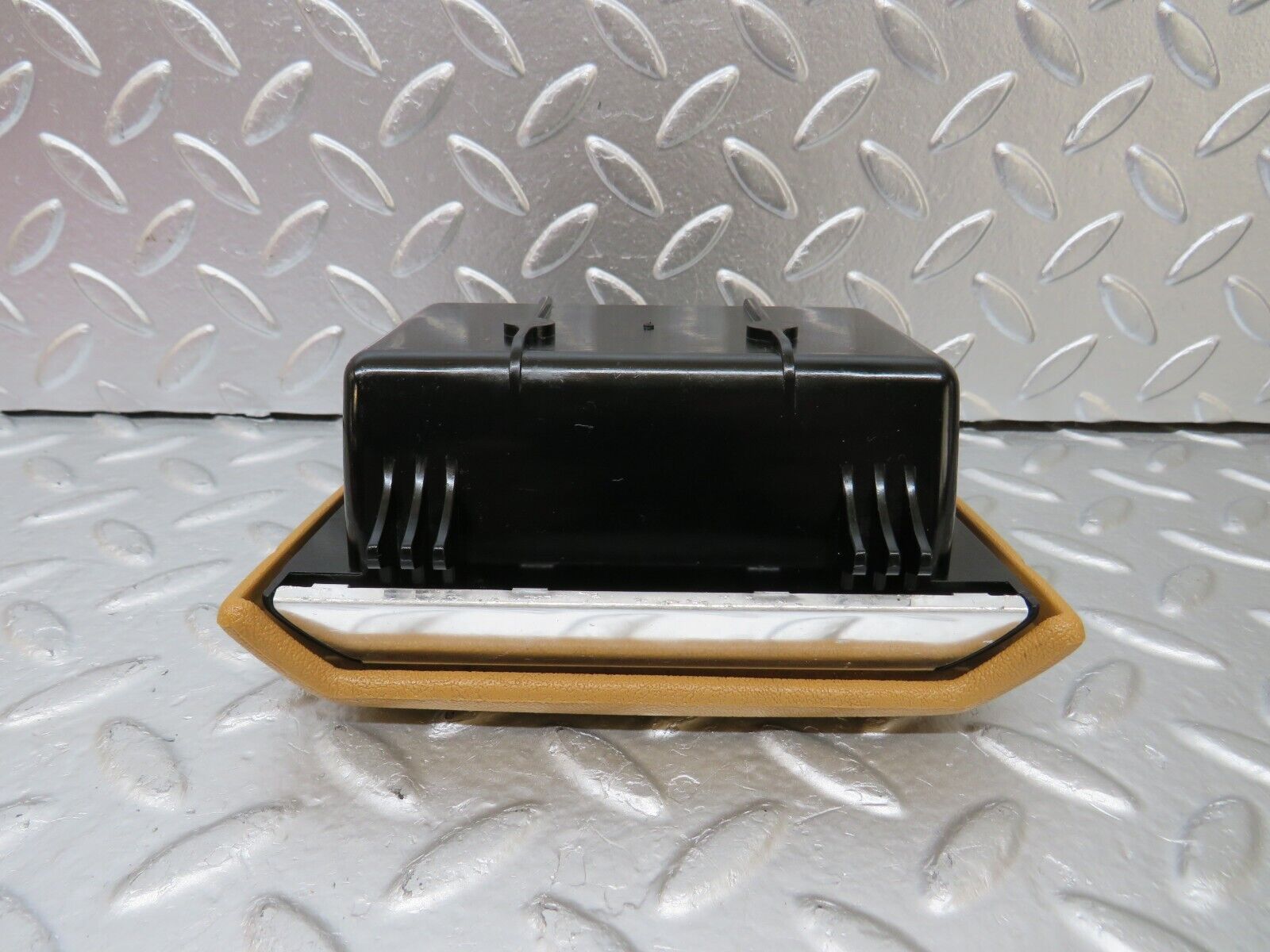 25493 Mercedes-Benz W123 200 Rear Ashtray Palomino