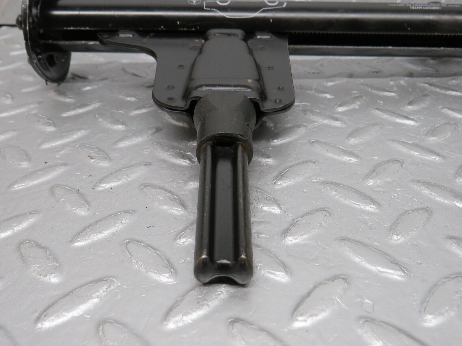 38506 Mercedes-Benz R129 280SL Coupe Car Jack 1295830015