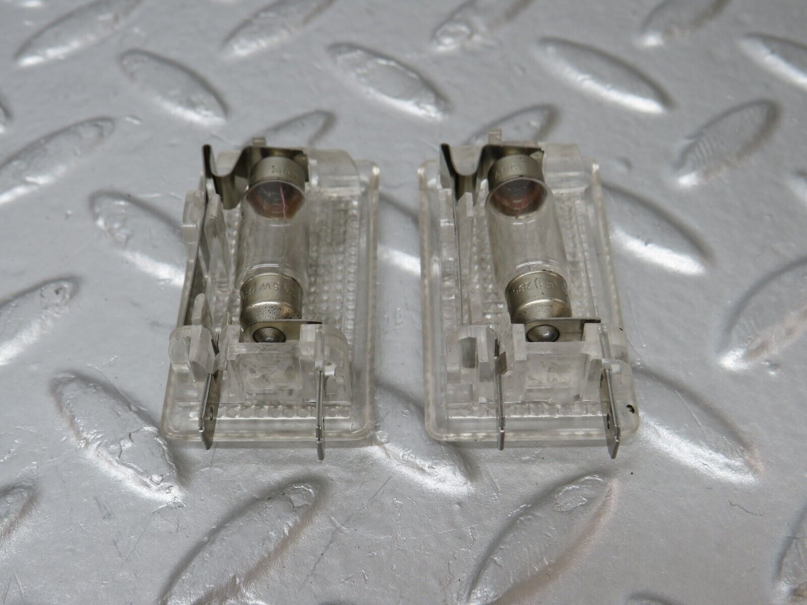 34757 Mercedes-Benz W210 320E Door Interior Light 2x