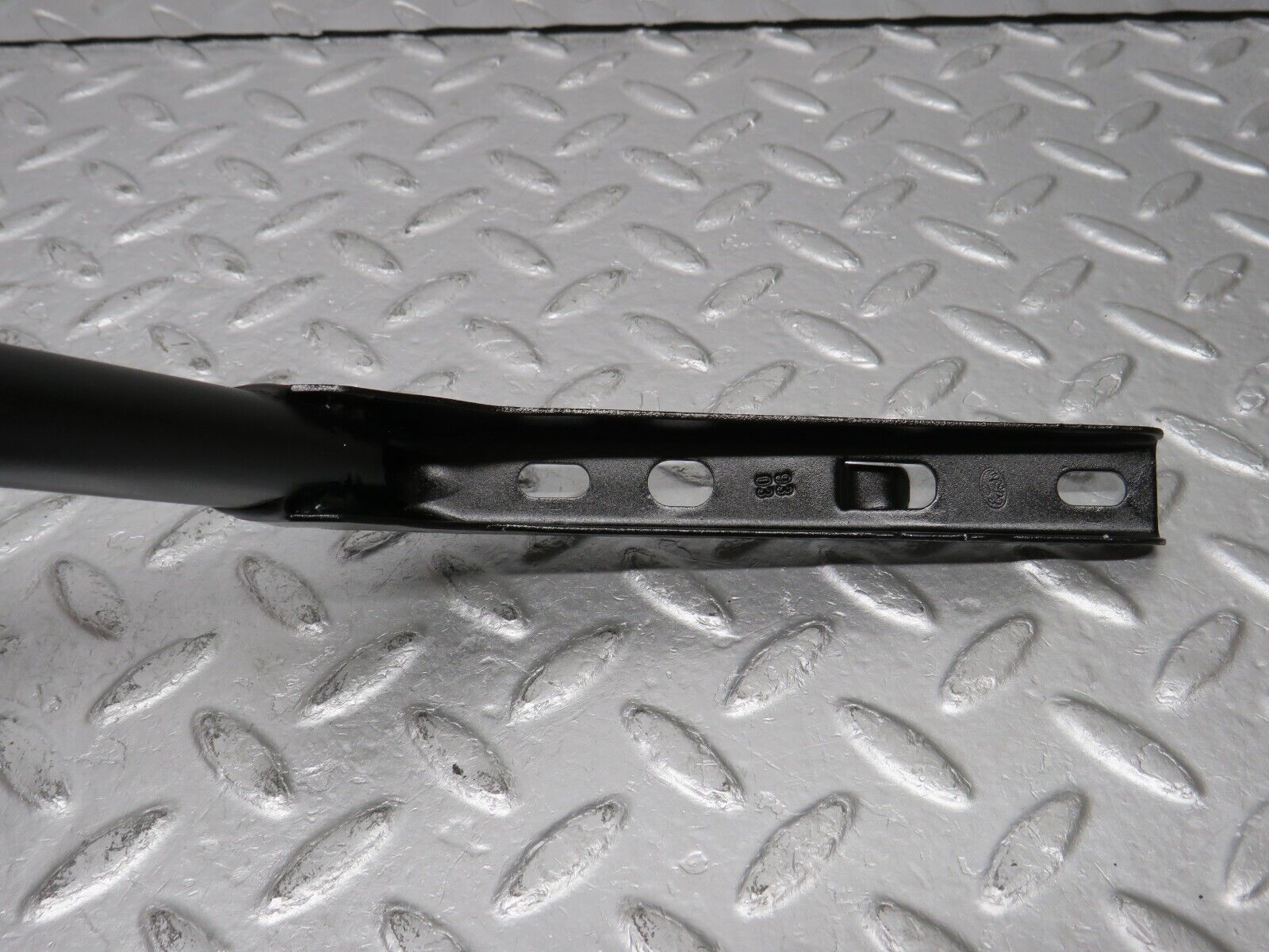 38978 Mercedes-Benz W201 190E 2.6L Trunk Lid Hinge Left Side