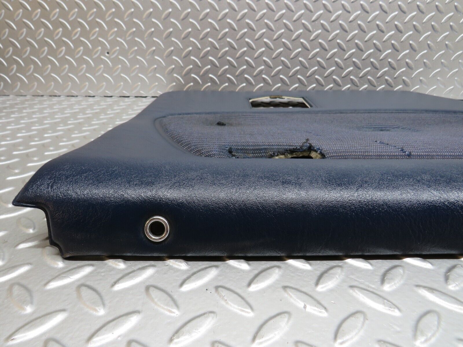 26767 Mercedes-Benz W123 240D Rear Left Door Card Blue
