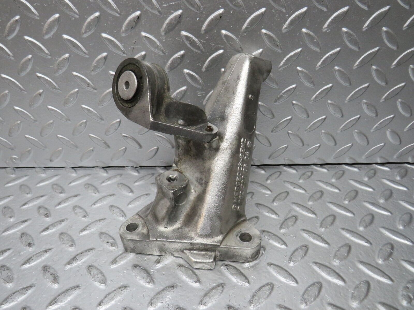 29864 Mercedes-Benz W123 230E Engine Mount Bracket Left Side 1022230504