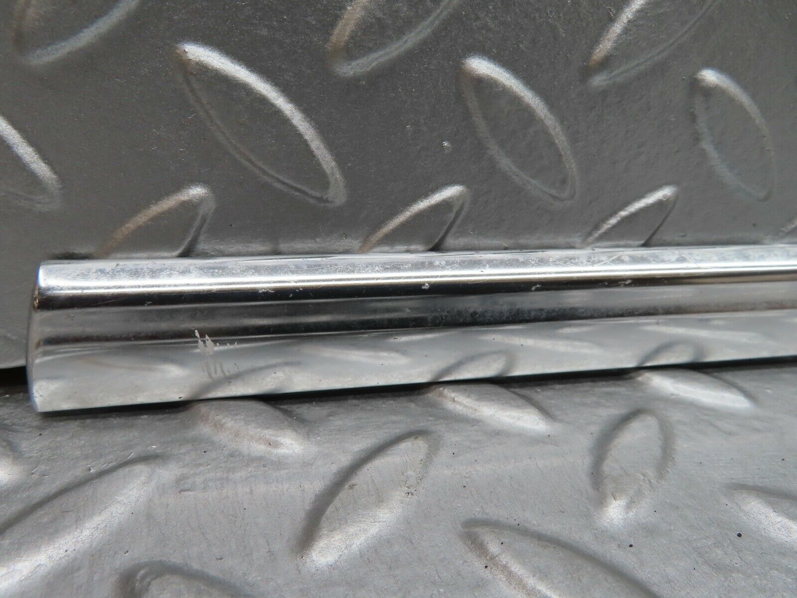 21039 Mercedes-Benz W123 230E Rear Right Door Chrome Moulding Trim