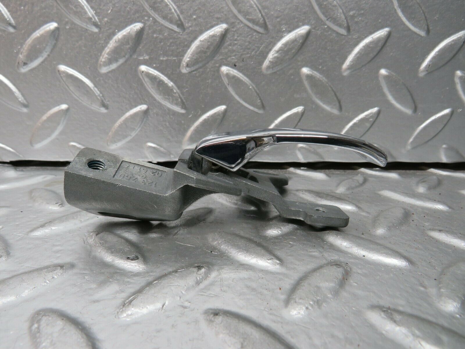 23970 Mercedes-Benz W123 280E Right Interior Door Handle 1237600261