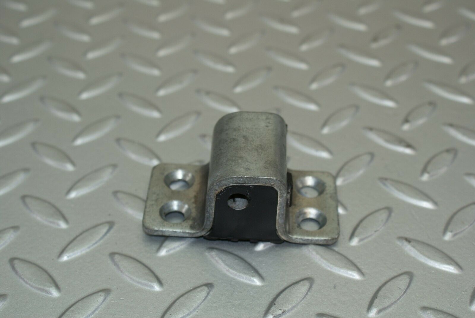 2938 Mercedes-Benz C123 280CE Coupe Door Lock Latch Left Side