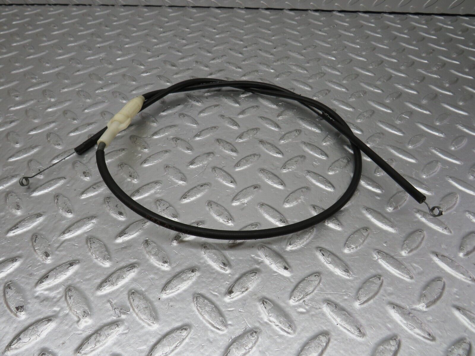 34464 Mercedes-Benz C126 380SEC Coupe Heater Control Cable 1268300131